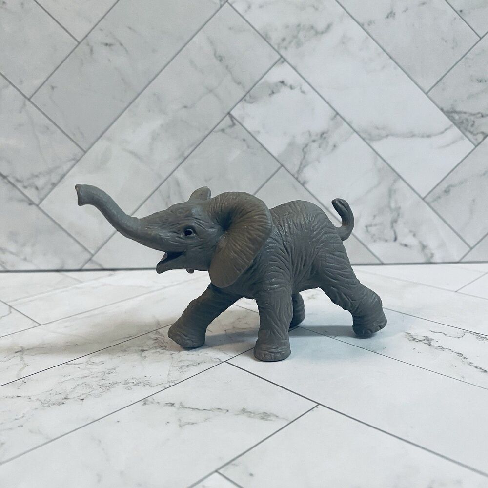 Vintage 2003 Safari Ltd. Baby Elephant Collectables Realistic Toy
